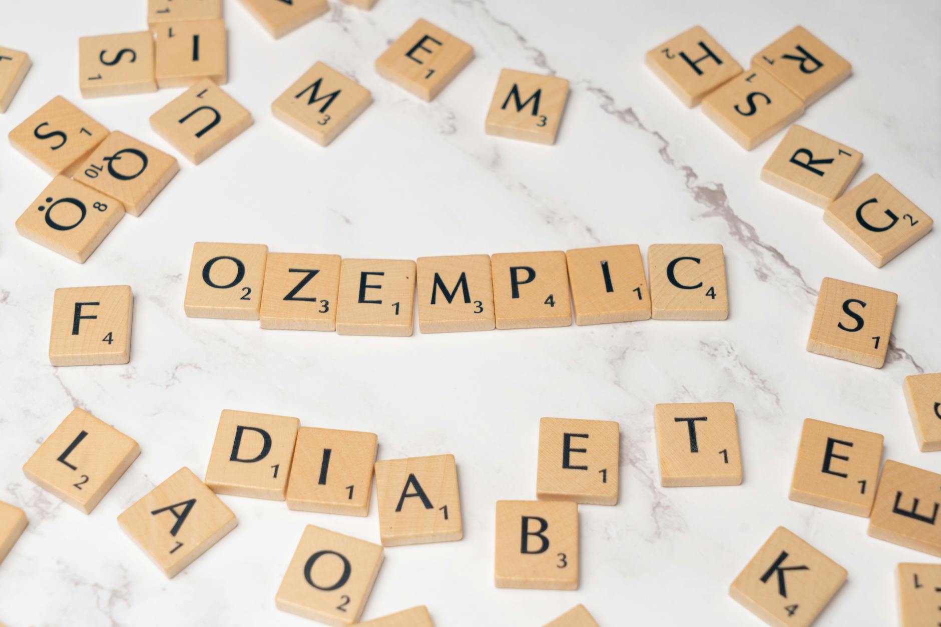 Ozempic, Wegovy & Co.: Wie GLP-1-Agonisten wirken – und welche Rolle Dein Darm spielt